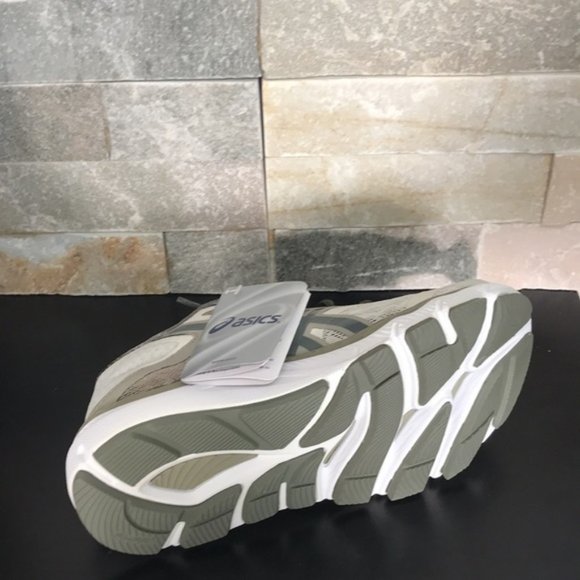 Asics 33-M Running Shoes - Picture 7 of 8